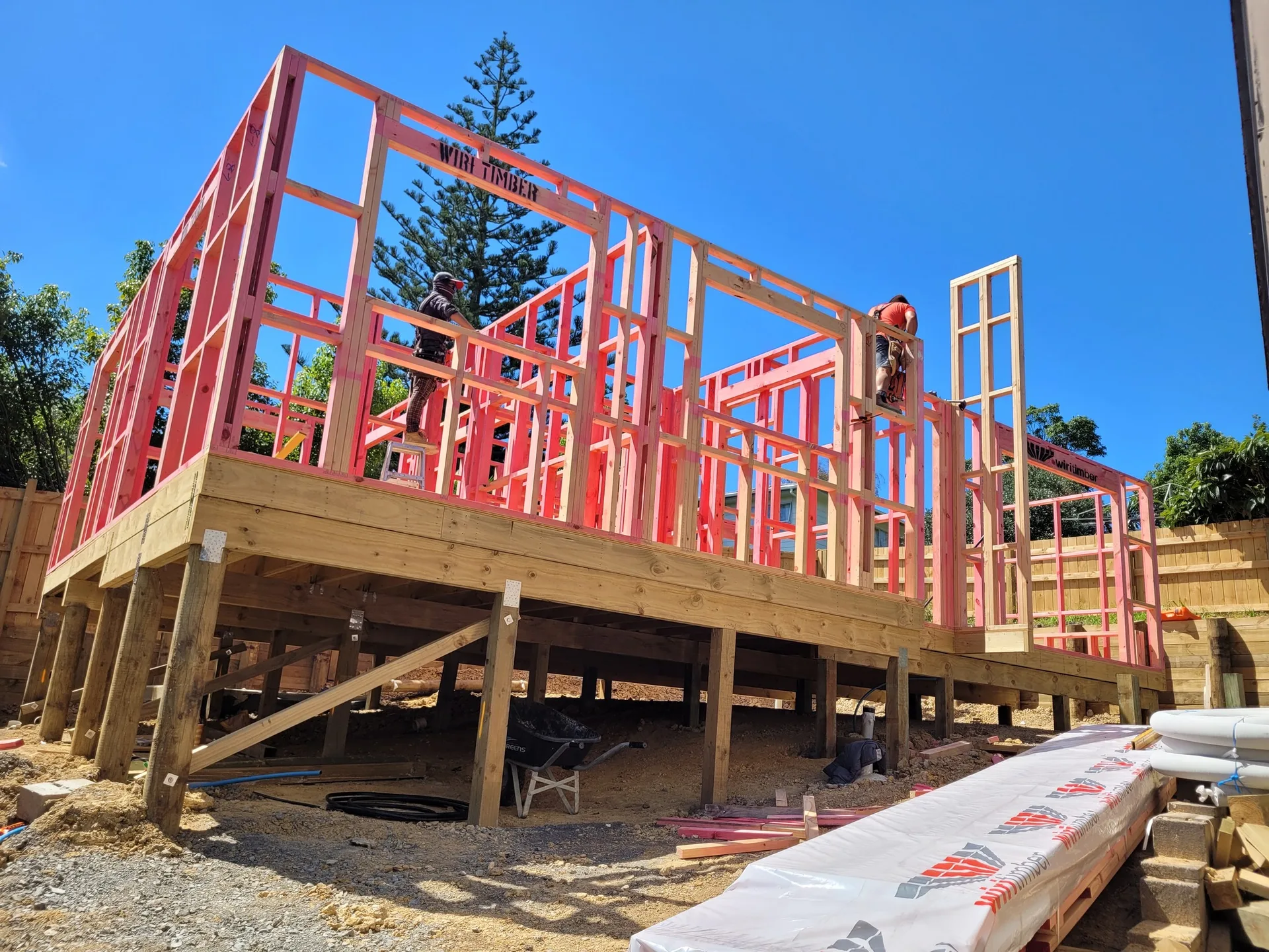 New build framing underway on Auckland residential site by JHJ Homes